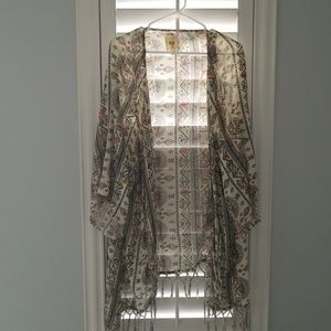 Billabong shawl, new